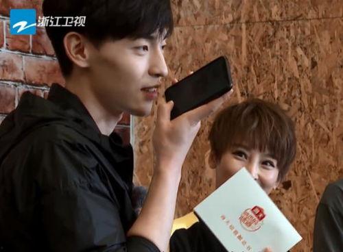 邓伦最新疫情爆料,关注健康，共筑防疫防线”  第1张